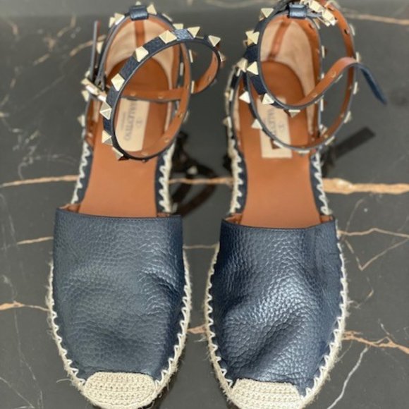 Valentino Garavani Shoes - Valentino